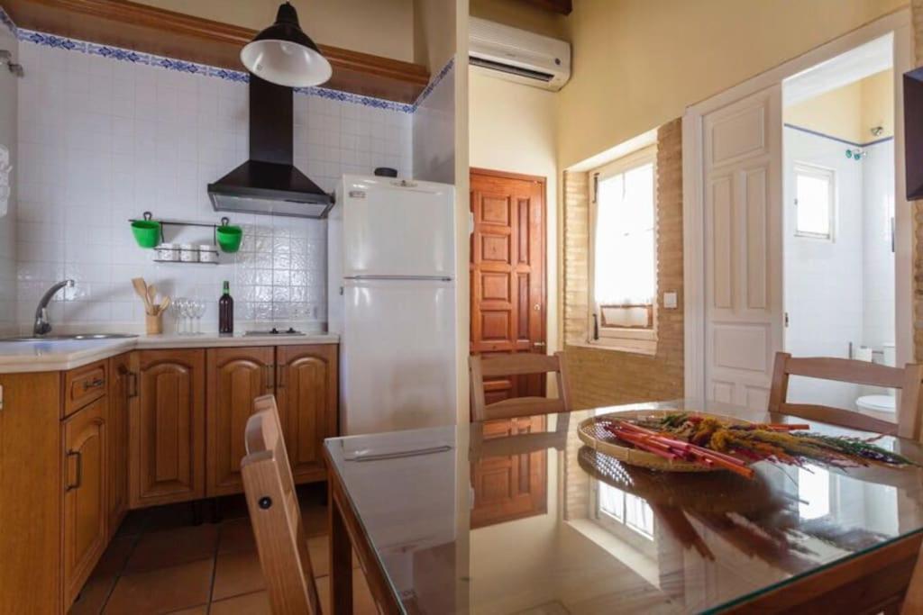 Precioso Apartamento - Localizacion Ideal **Wifi - A/C** Σεβίλλη Εξωτερικό φωτογραφία