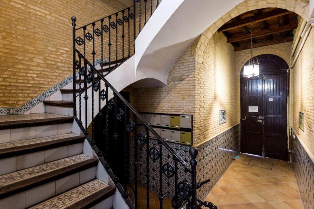 Precioso Apartamento - Localizacion Ideal **Wifi - A/C** Σεβίλλη Εξωτερικό φωτογραφία